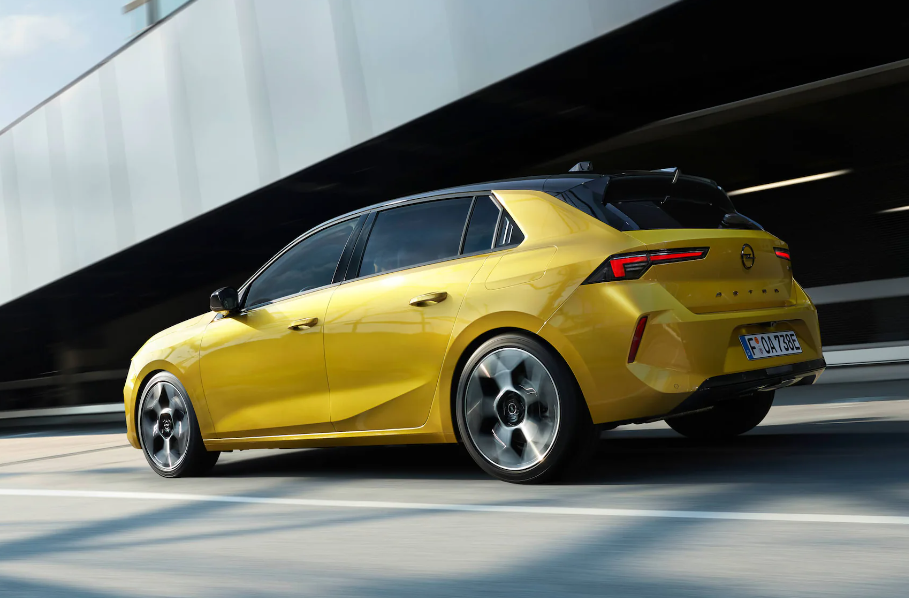 Yeni Nesil 2023 Opel Astra HB Fiyatları ve Özellikleri