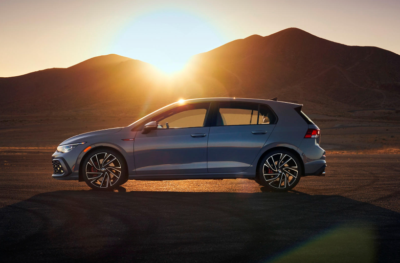 2024 Volkswagen Golf Yeni Nesil Motorlarla Satışta