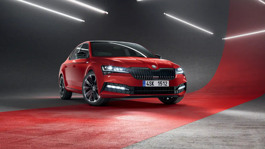 D Segment 2024 Skoda Superb Fiyatları ve Özellikleri